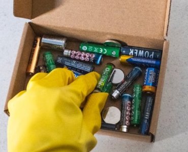 Długie działanie bez przerw: 17 praktycznych porad, jak wybrać i dbać o baterie do elektronarzędzi